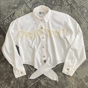 Vintage JEANS WEAR Western Fringe & Lace White Cream Button-up Tie-Front Blouse